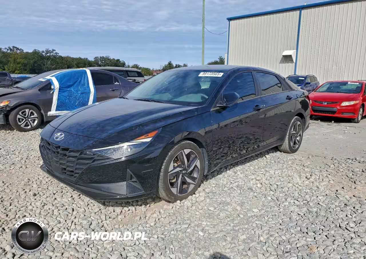 2023 Hyundai Elantra Sel