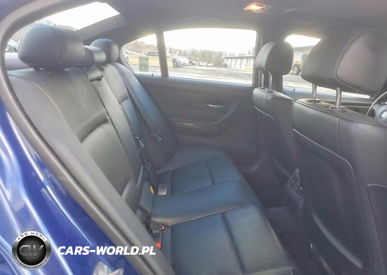 2010 BMW 335 Xi VIN:WBAPL3C52AA407986 - 10