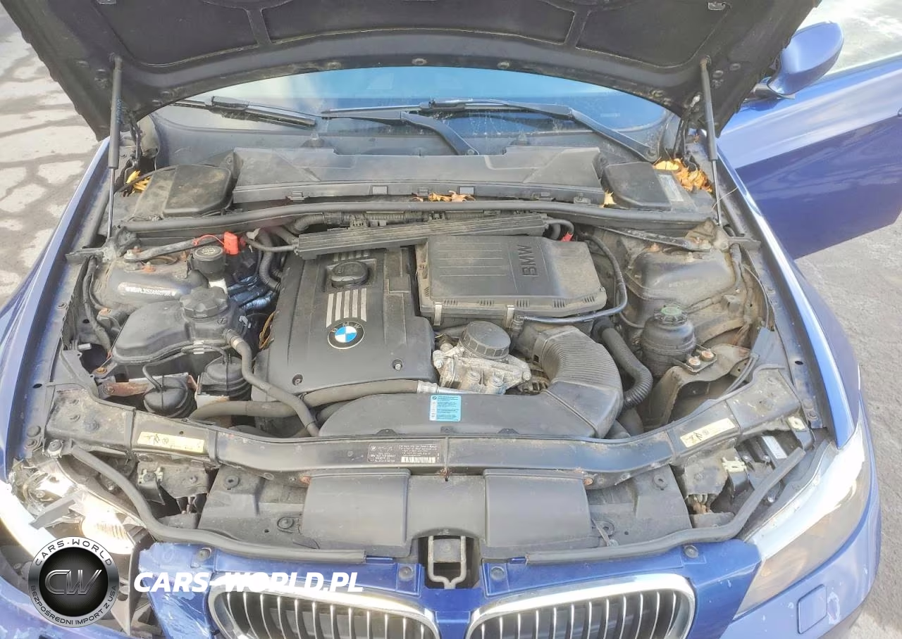 2010 BMW 335 Xi VIN:WBAPL3C52AA407986 - 11