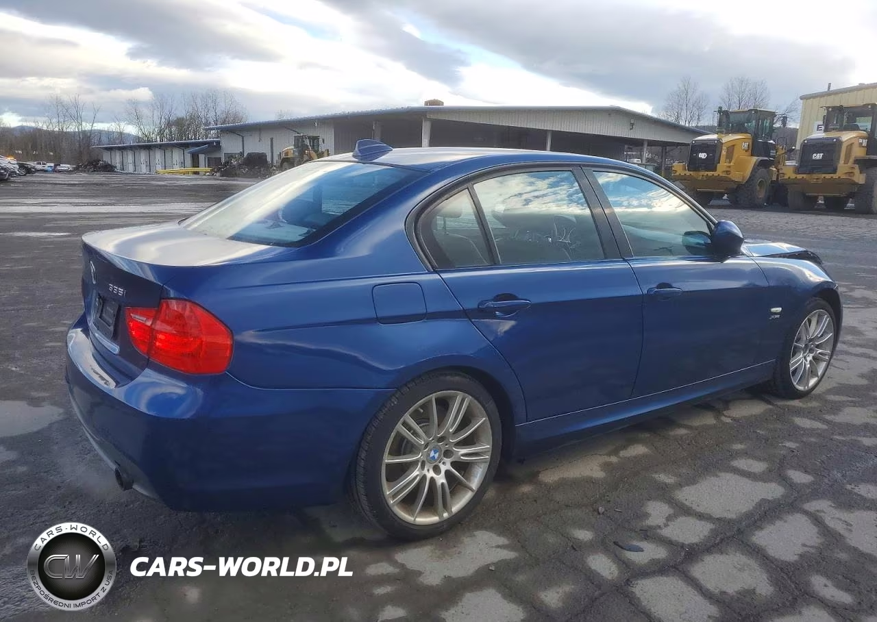 2010 BMW 335 Xi VIN:WBAPL3C52AA407986 - 3