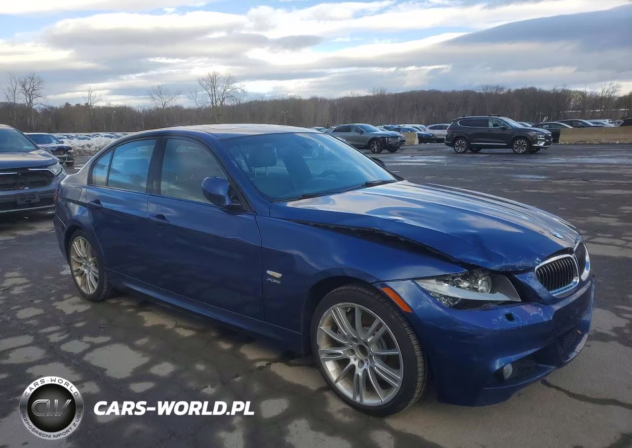 2010 BMW 335 Xi VIN:WBAPL3C52AA407986 - 4
