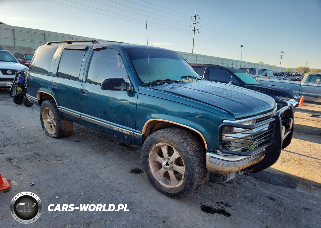 1999 Chevrolet Tahoe K1500 VIN:1GNEK13R3XJ513285 - 4