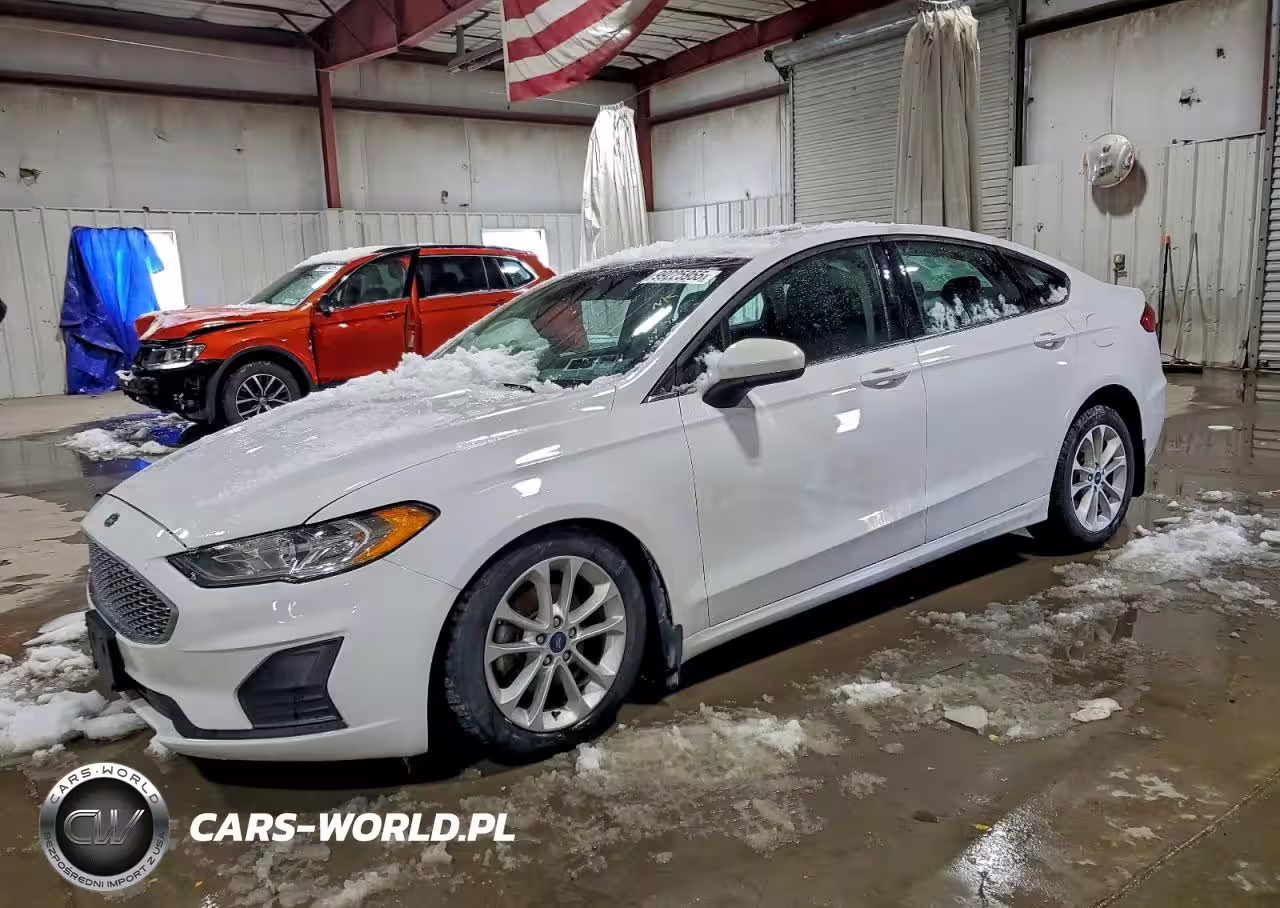 2020 Ford Fusion Se