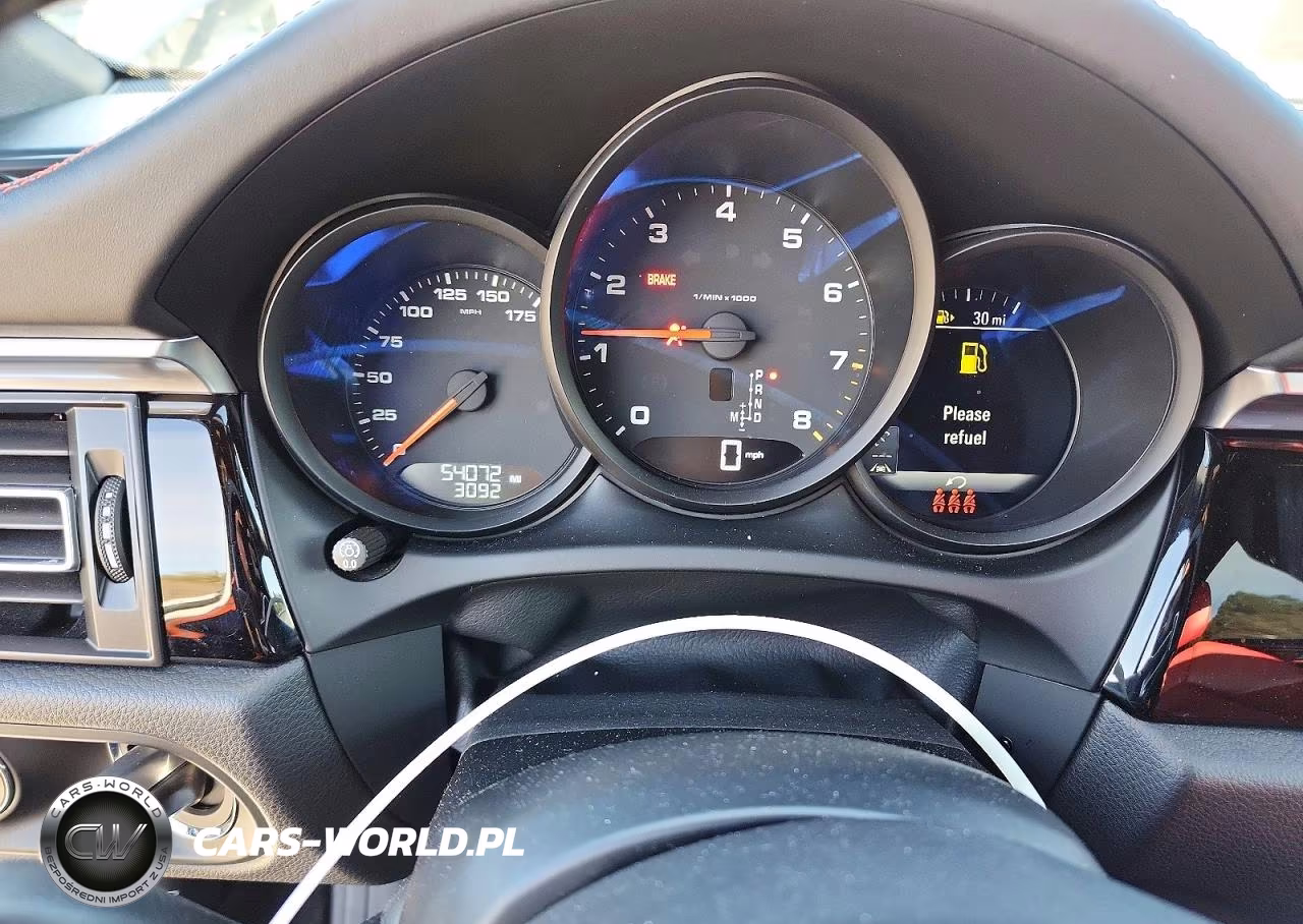 2021 Porsche Macan VIN:WP1AA2A59MLB14217 - 9