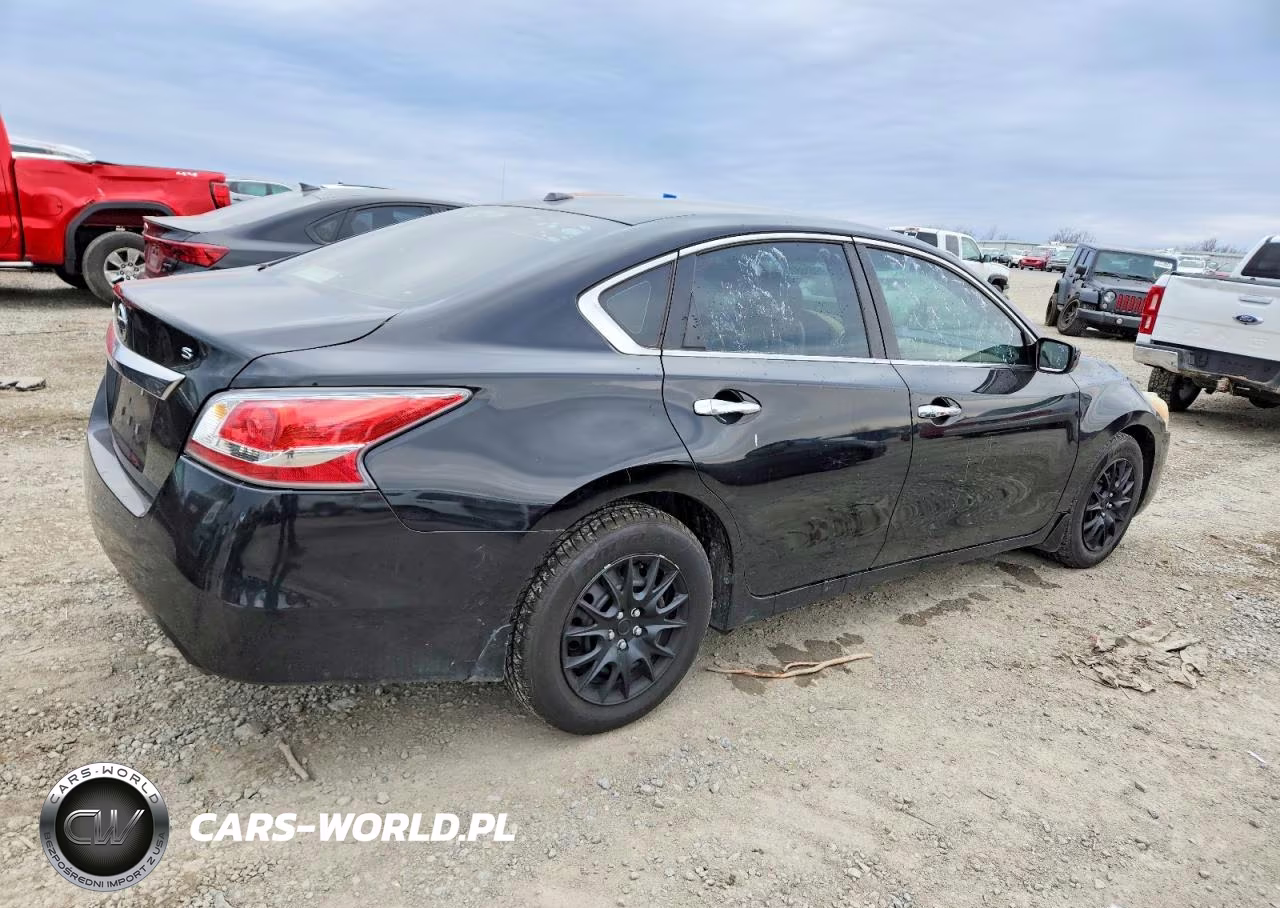 2015 Nissan Altima 2.5 VIN:1N4AL3AP7FC432011 - 3