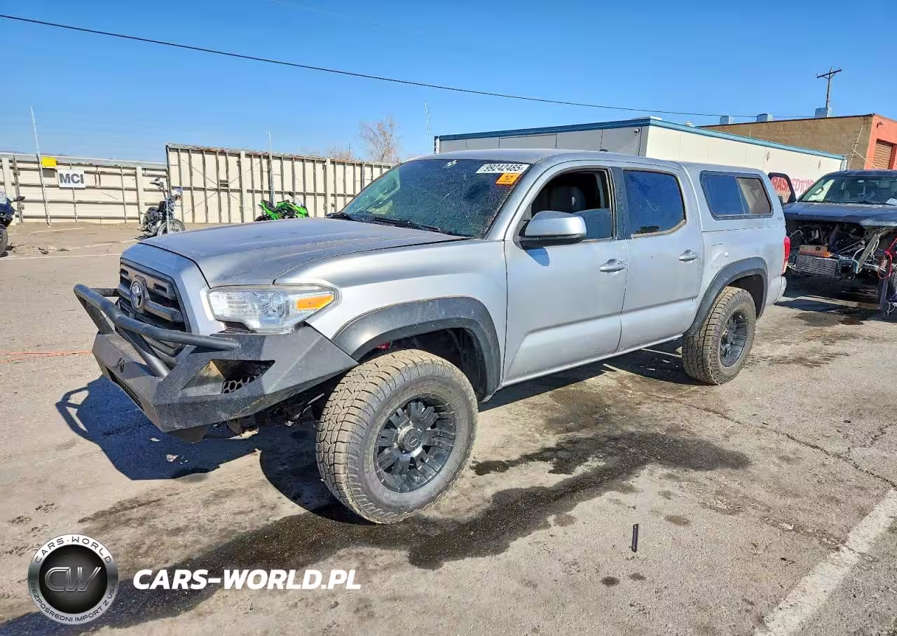 Główne zdjęcie 2017 Toyota Tacoma Double Cab