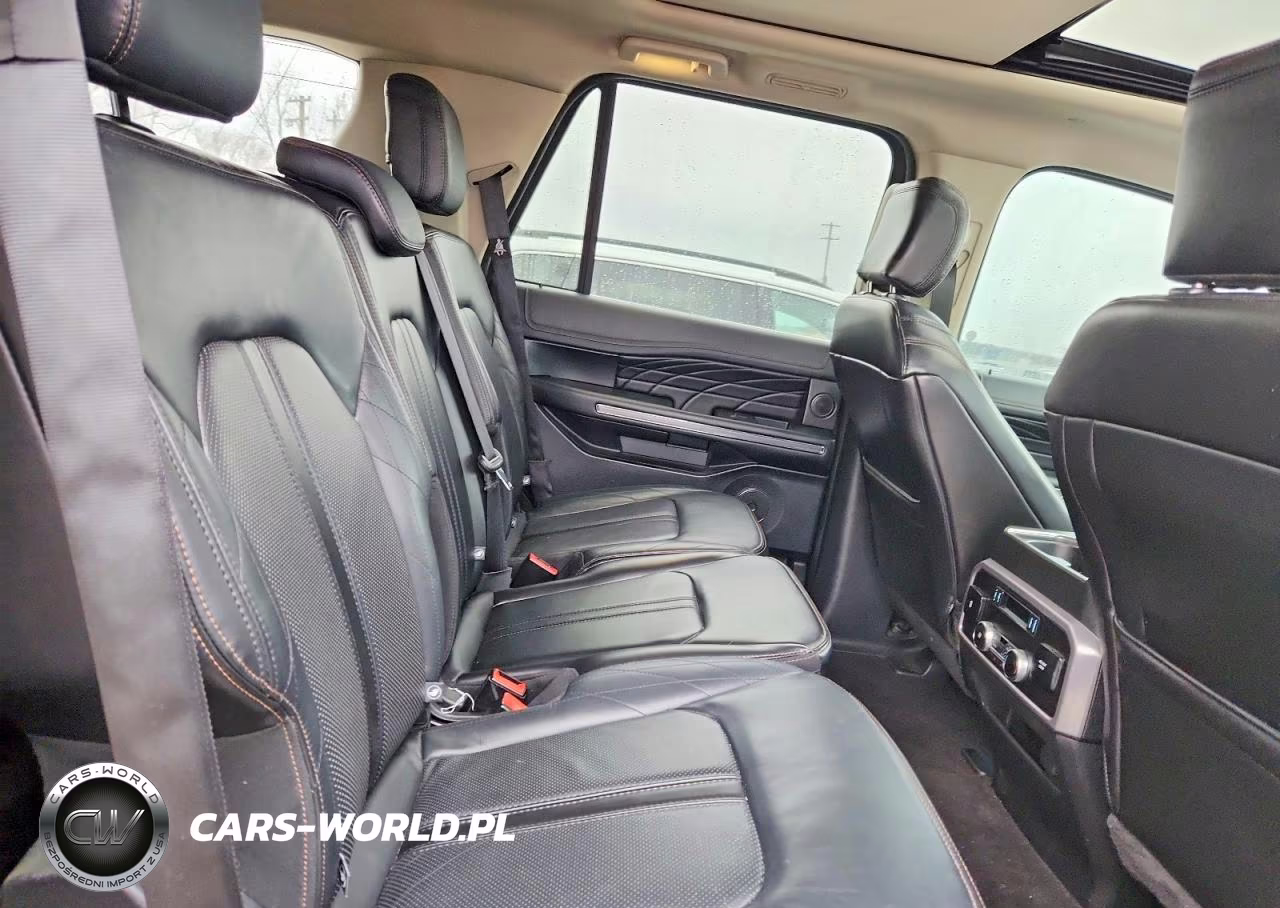 2019 Ford Expedition Platinum VIN:1FMJU1MTXKEA68536 - 11
