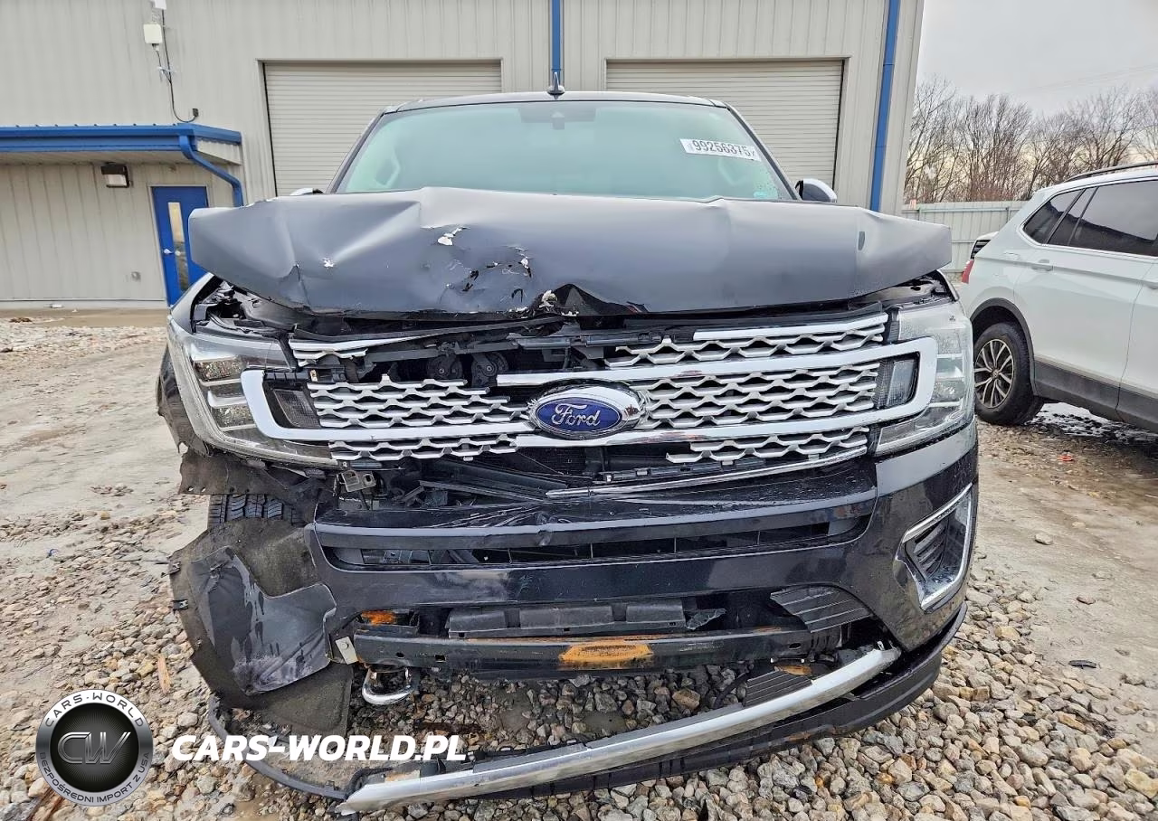 2019 Ford Expedition Platinum VIN:1FMJU1MTXKEA68536 - 5
