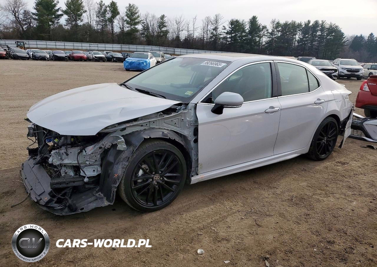 2024 Toyota Camry Xse