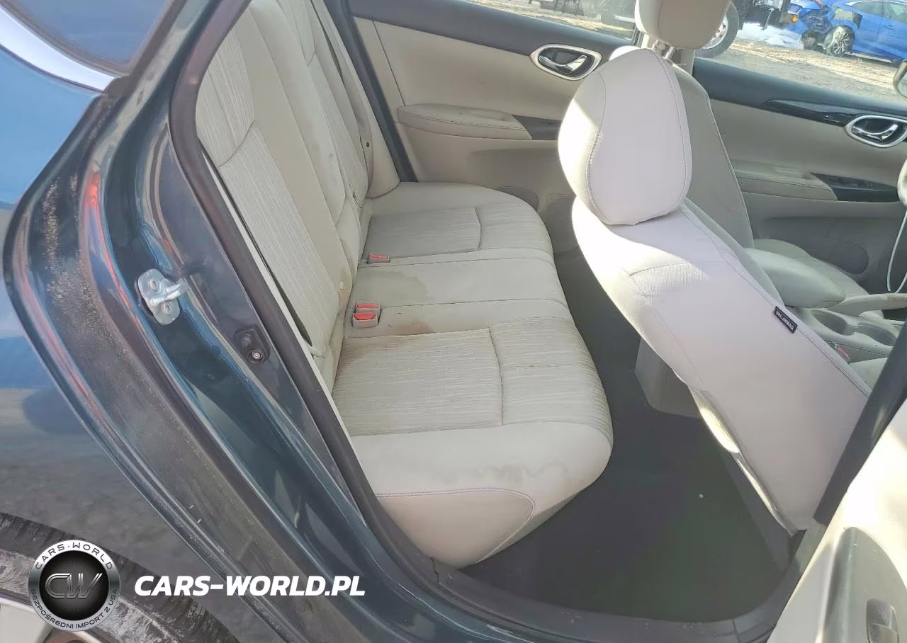 2016 Nissan Sentra S VIN:3N1AB7AP5GY272078 - 10