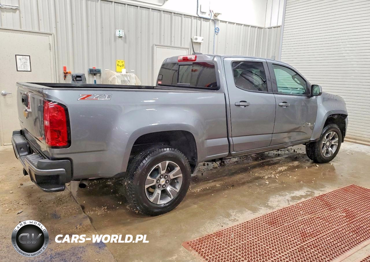 2018 Chevrolet Colorado Z71 VIN:1GCGTDEN6J1151339 - 3