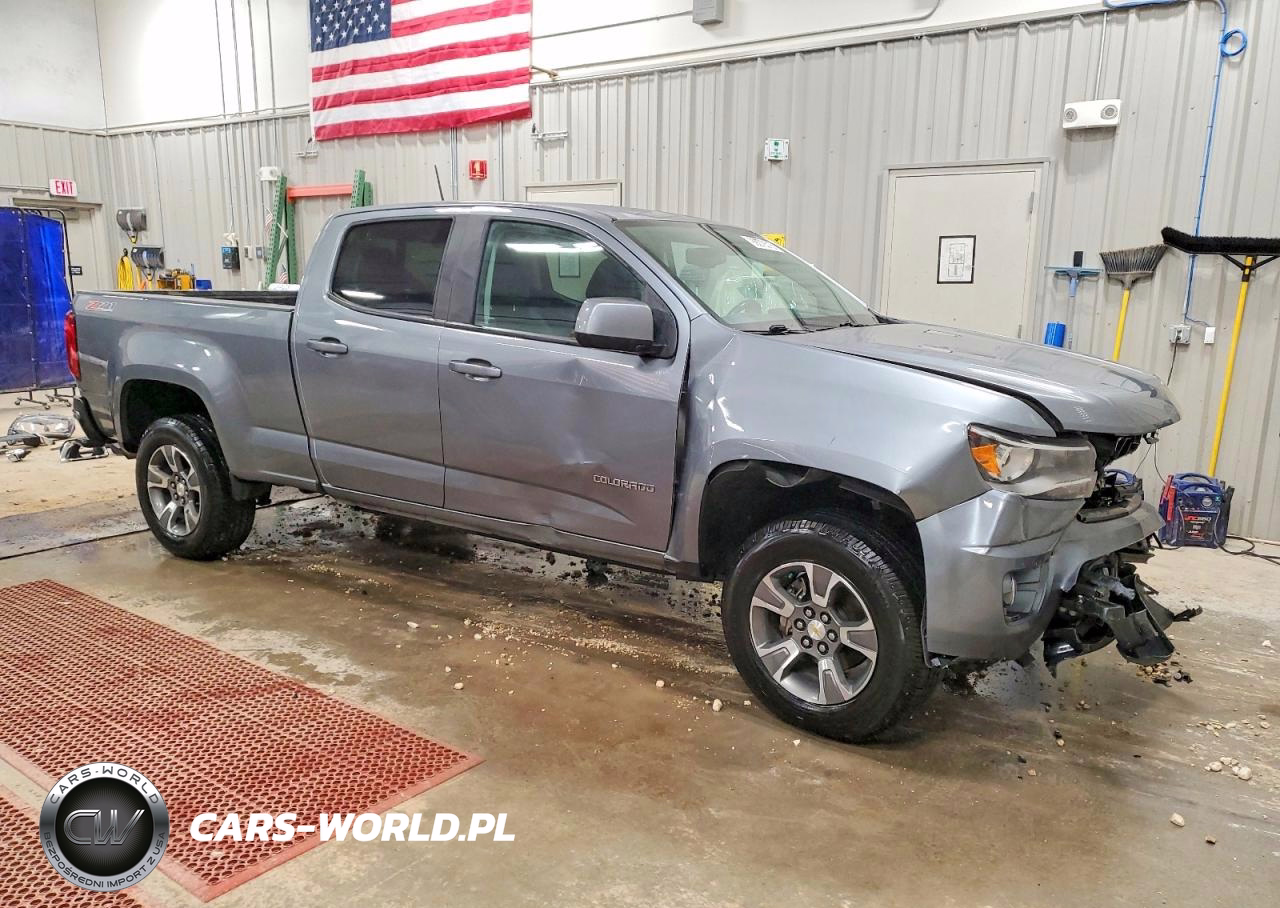 2018 Chevrolet Colorado Z71 VIN:1GCGTDEN6J1151339 - 4