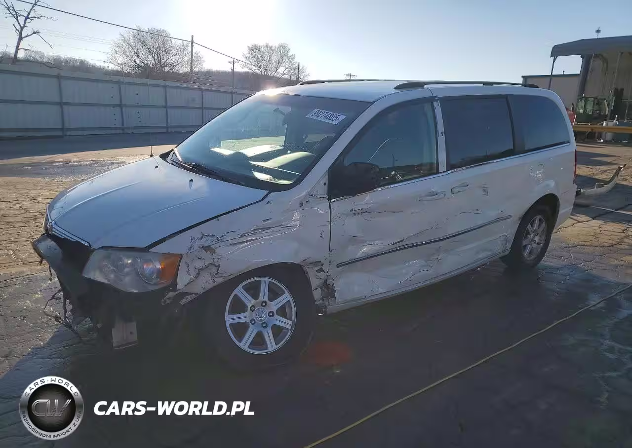 2010 Chrysler Town & Country Touring