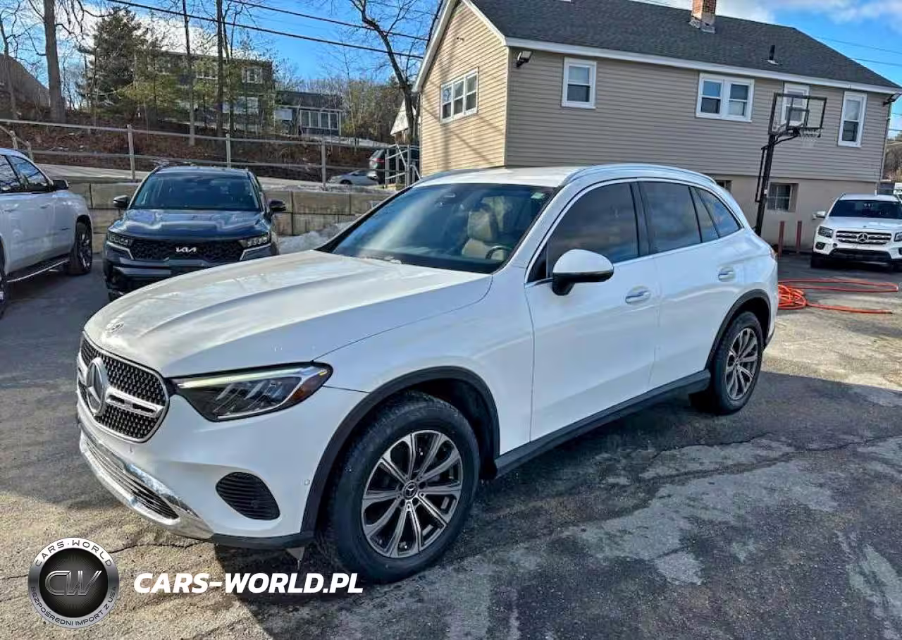 2023 Mercedes-Benz Glc 300