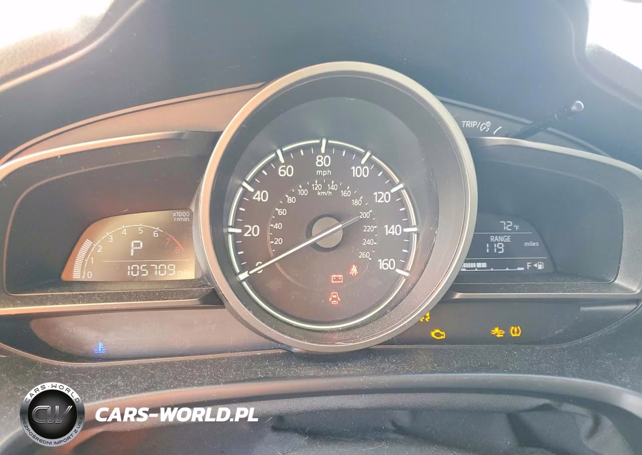 2018 Mazda 3 Sport VIN:3MZBN1U73JM171649 - 9