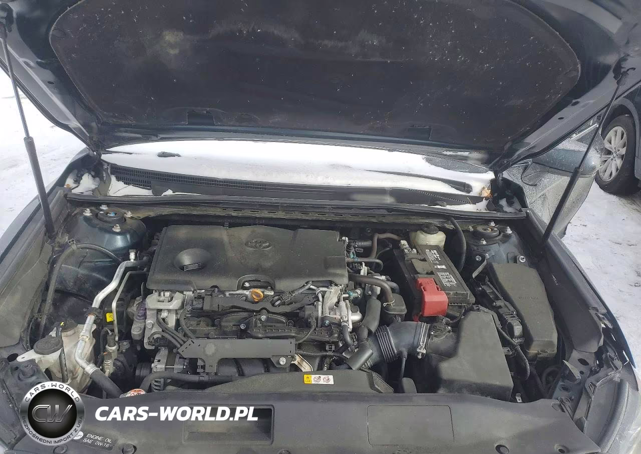 2018 Toyota Camry L VIN:4T1B11HK7JU587420 - 11