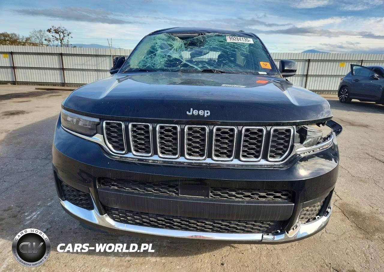 2023 Jeep Grand Cherokee L Laredo VIN:1C4RJJAG9P8745833 - 5