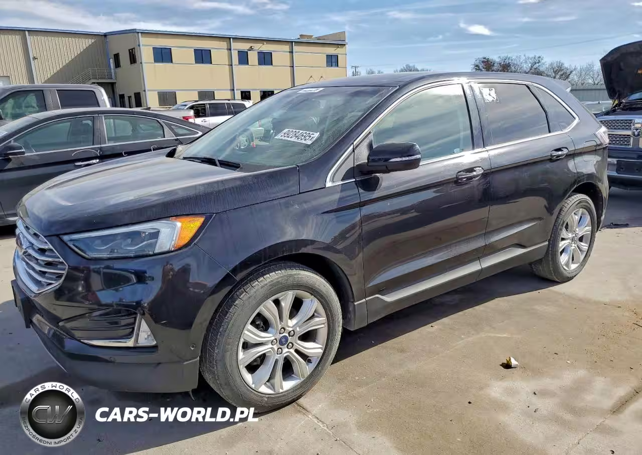 2020 Ford Edge Titanium