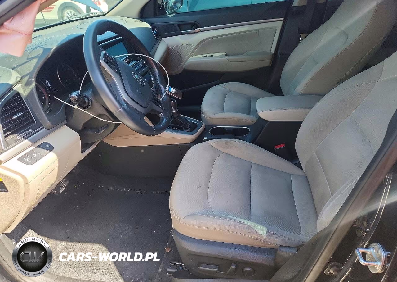 2017 Hyundai Elantra VIN:5NPD84LF9HH168140 - 7