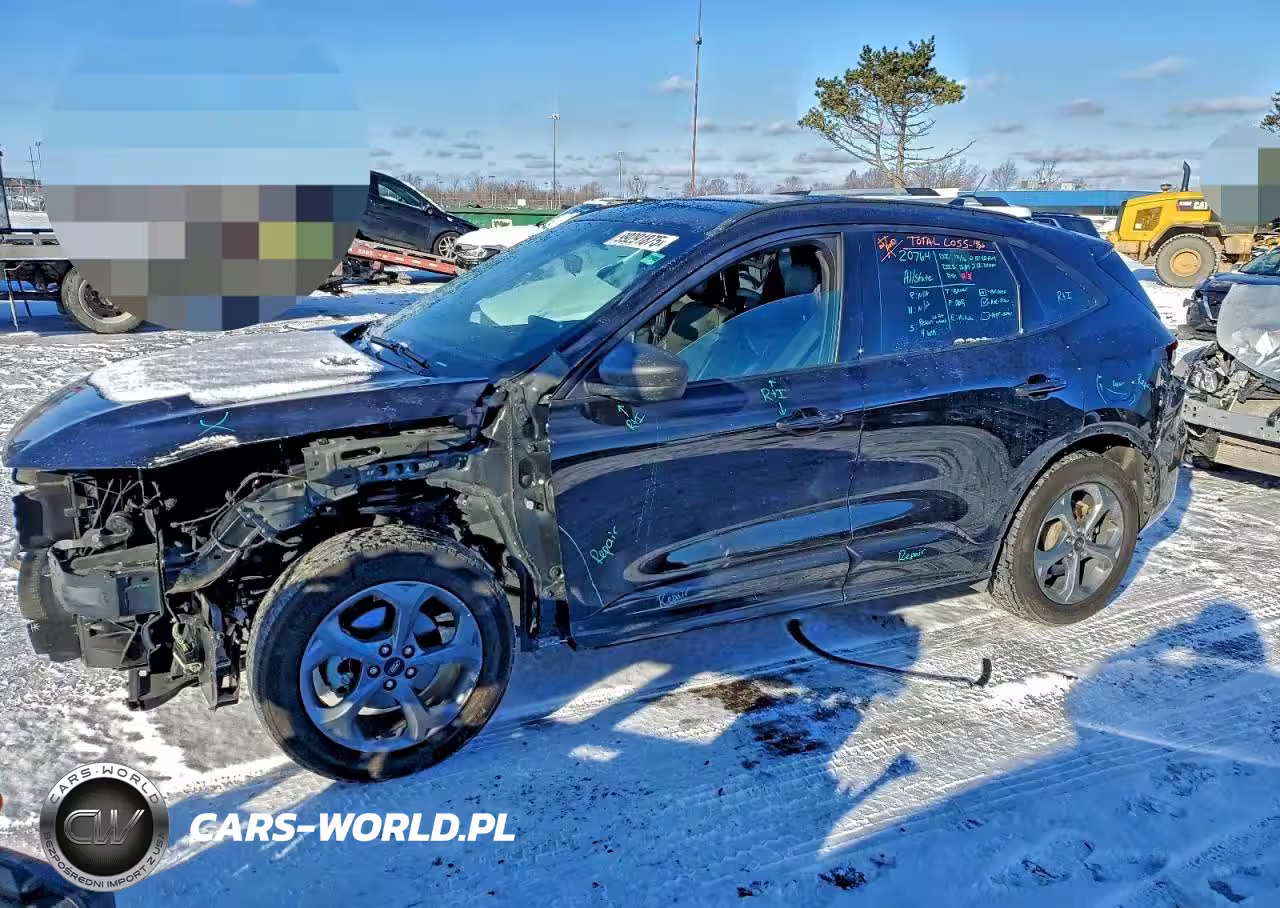 2023 Ford Escape St Line