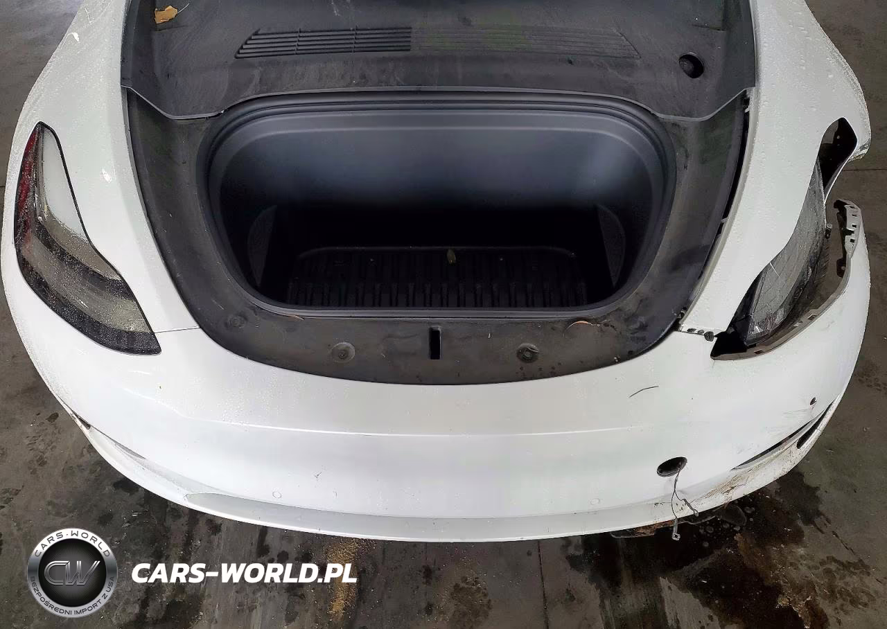 2021 Tesla Model Y VIN:5YJYGDED2MF103543 - 12