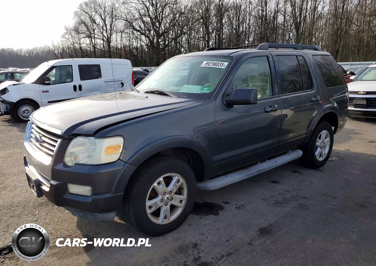 2010 Ford Explorer Xlt