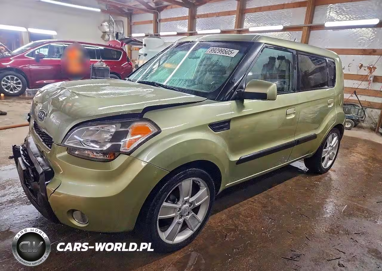 2010 Kia Soul +