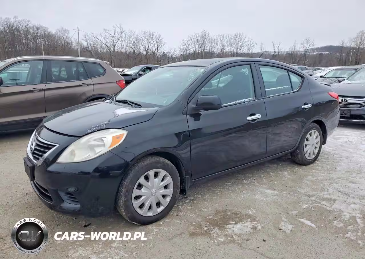 2014 Nissan Versa S