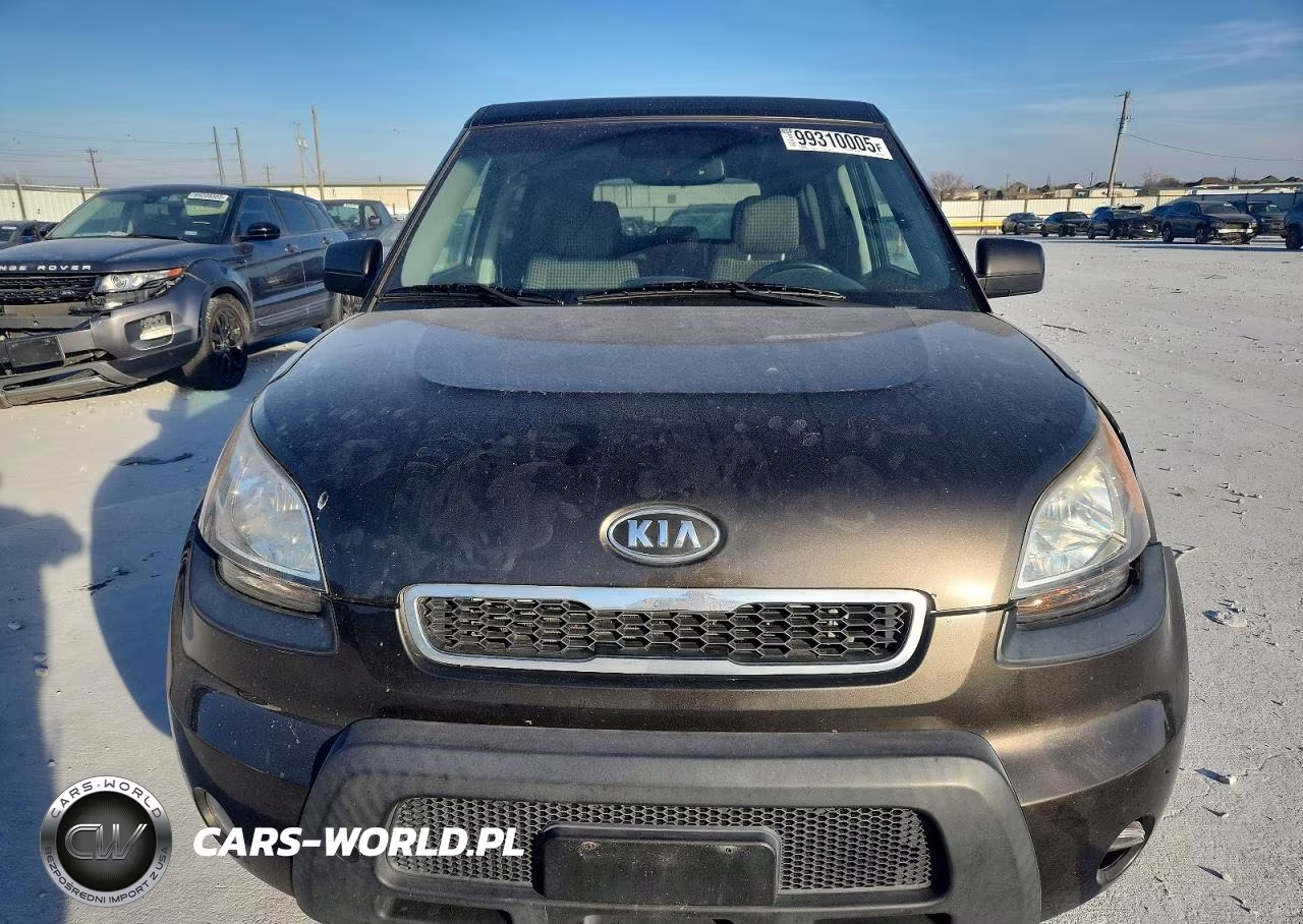 2011 Kia Soul + VIN:KNDJT2A22B7207443 - 5