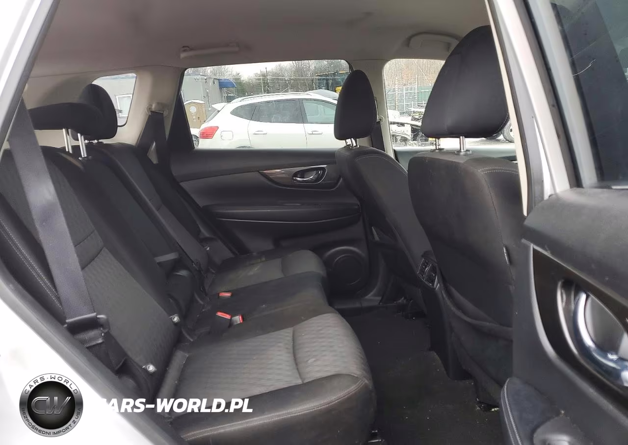 2019 Nissan Rogue S VIN:JN8AT2MV7KW390287 - 11