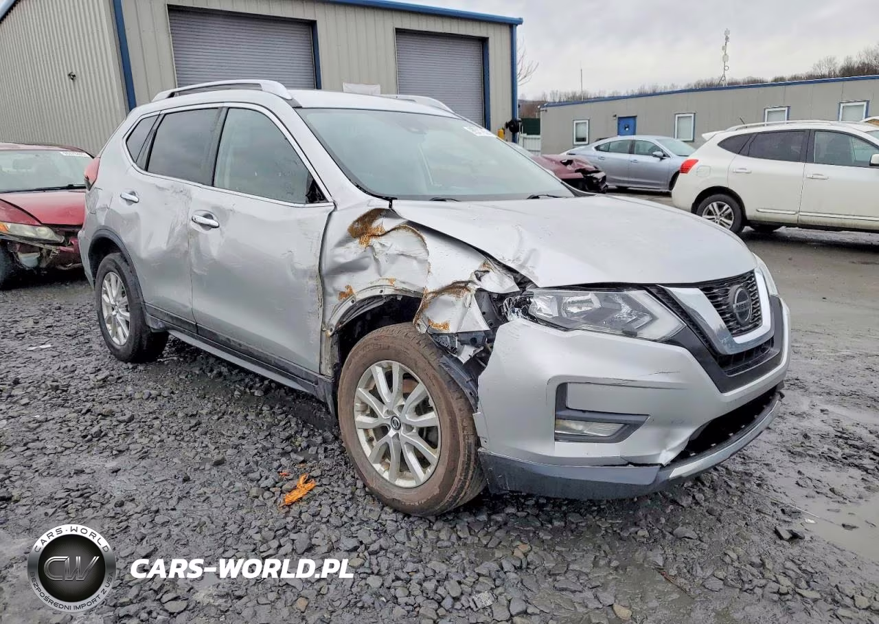 2019 Nissan Rogue S VIN:JN8AT2MV7KW390287 - 4