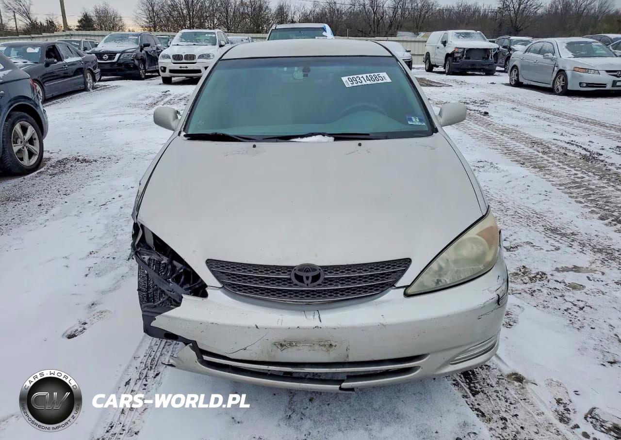 2004 Toyota Camry Le VIN:4T1BE32K64U835895 - 5
