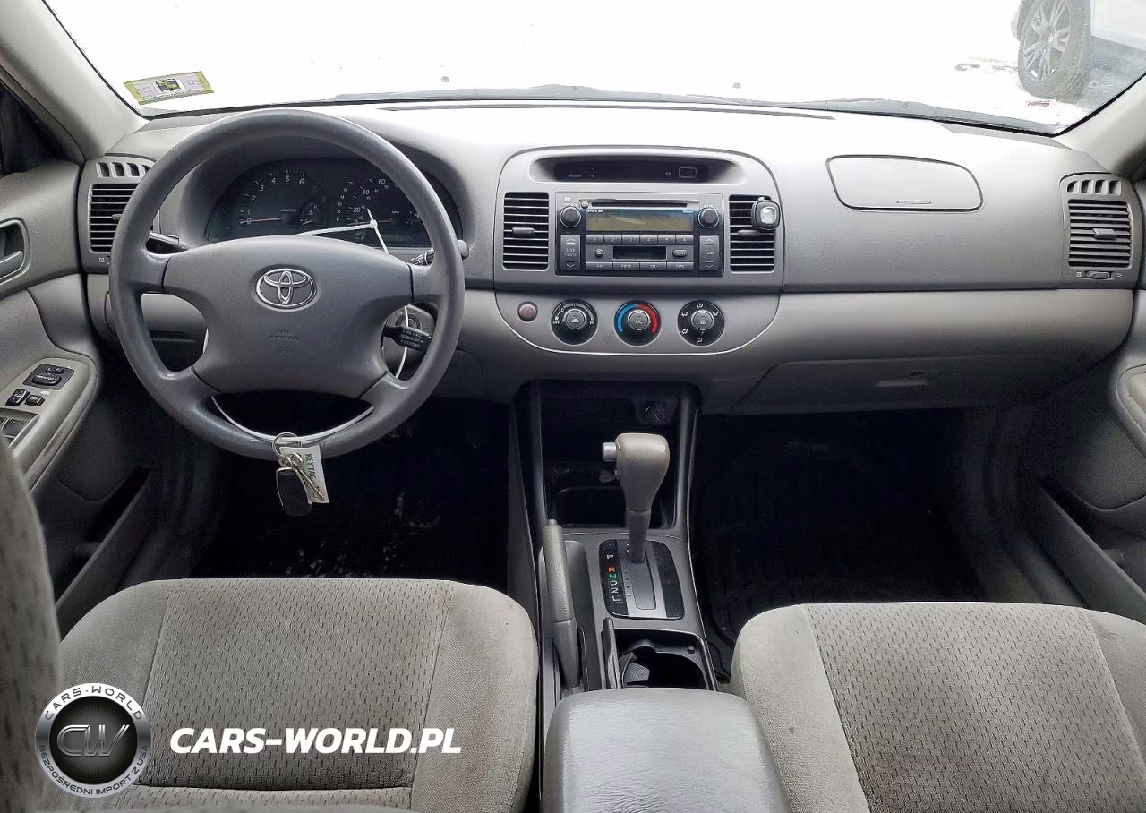 2004 Toyota Camry Le VIN:4T1BE32K64U835895 - 8