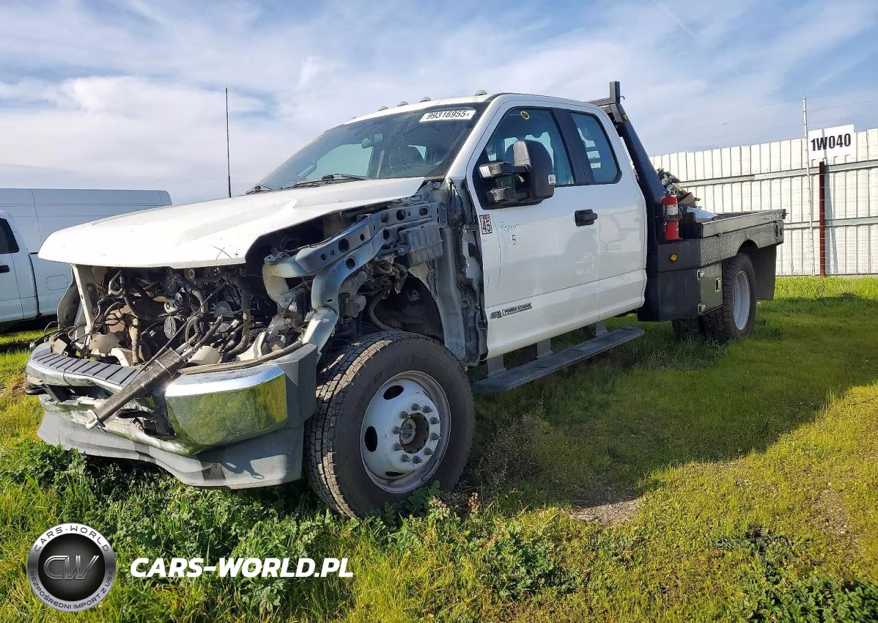 2022 Ford F550 Super Duty Flatbed Truck VIN:1FD0X5HT3NEC65914 - 1
