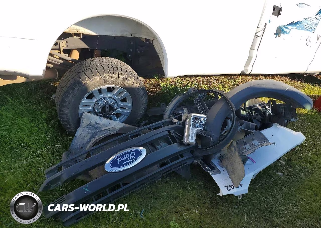 2022 Ford F550 Super Duty Flatbed Truck VIN:1FD0X5HT3NEC65914 - 12