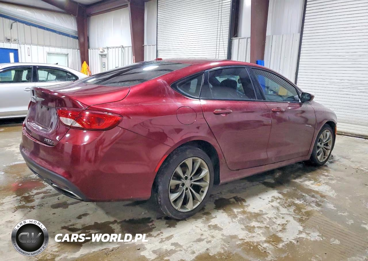 2015 Chrysler 200 S VIN:1C3CCCBB3FN621950 - 3