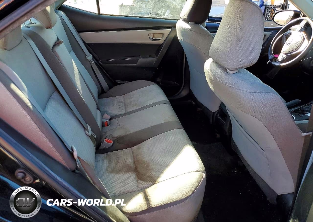 2018 Toyota Corolla L VIN:5YFBURHE5JP841966 - 10