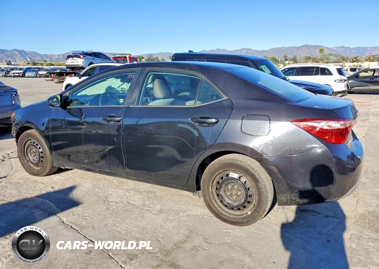 2018 Toyota Corolla L VIN:5YFBURHE5JP841966 - 2