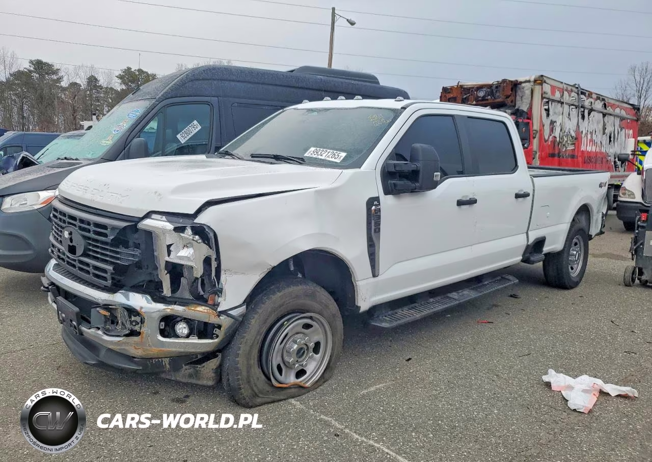 2023 Ford F350 Super Duty – zdjęcie 1 z 13