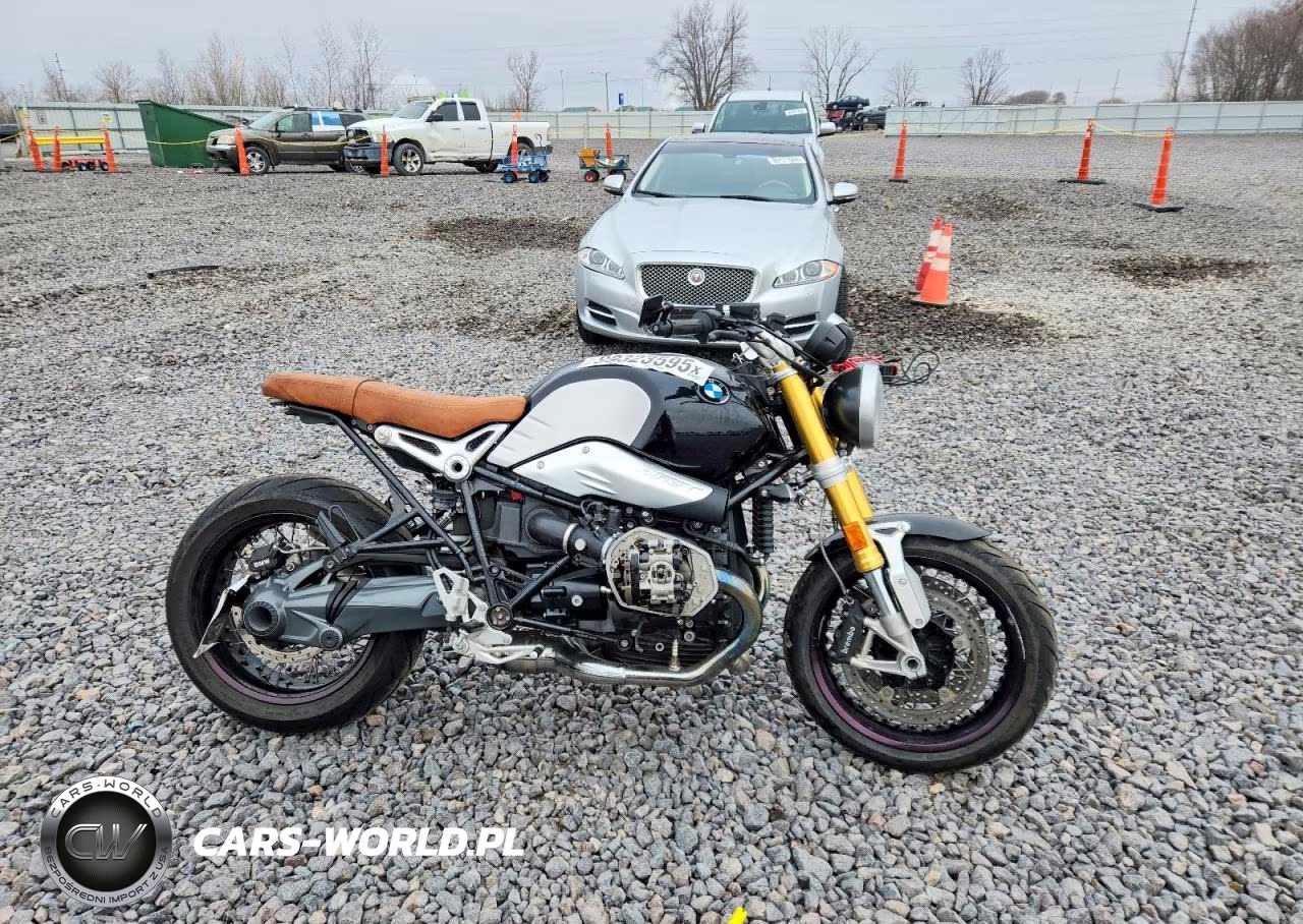 2015 BMW Motorrad R Nine T