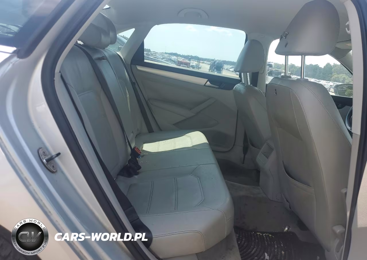 2012 Volkswagen Passat Se VIN:1VWBH7A33CC043718 - 10