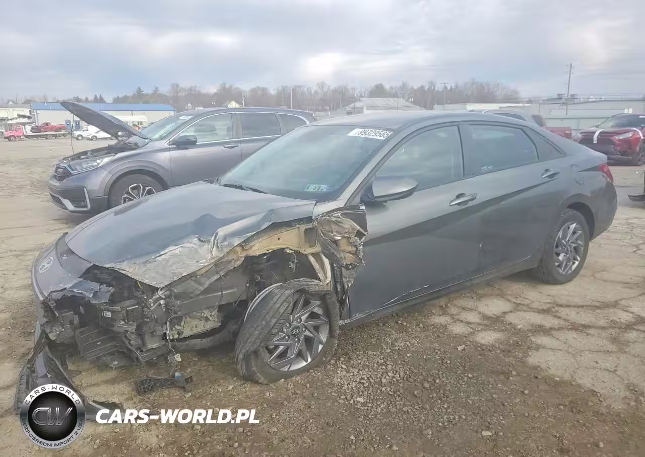 2024 Hyundai Elantra Sel