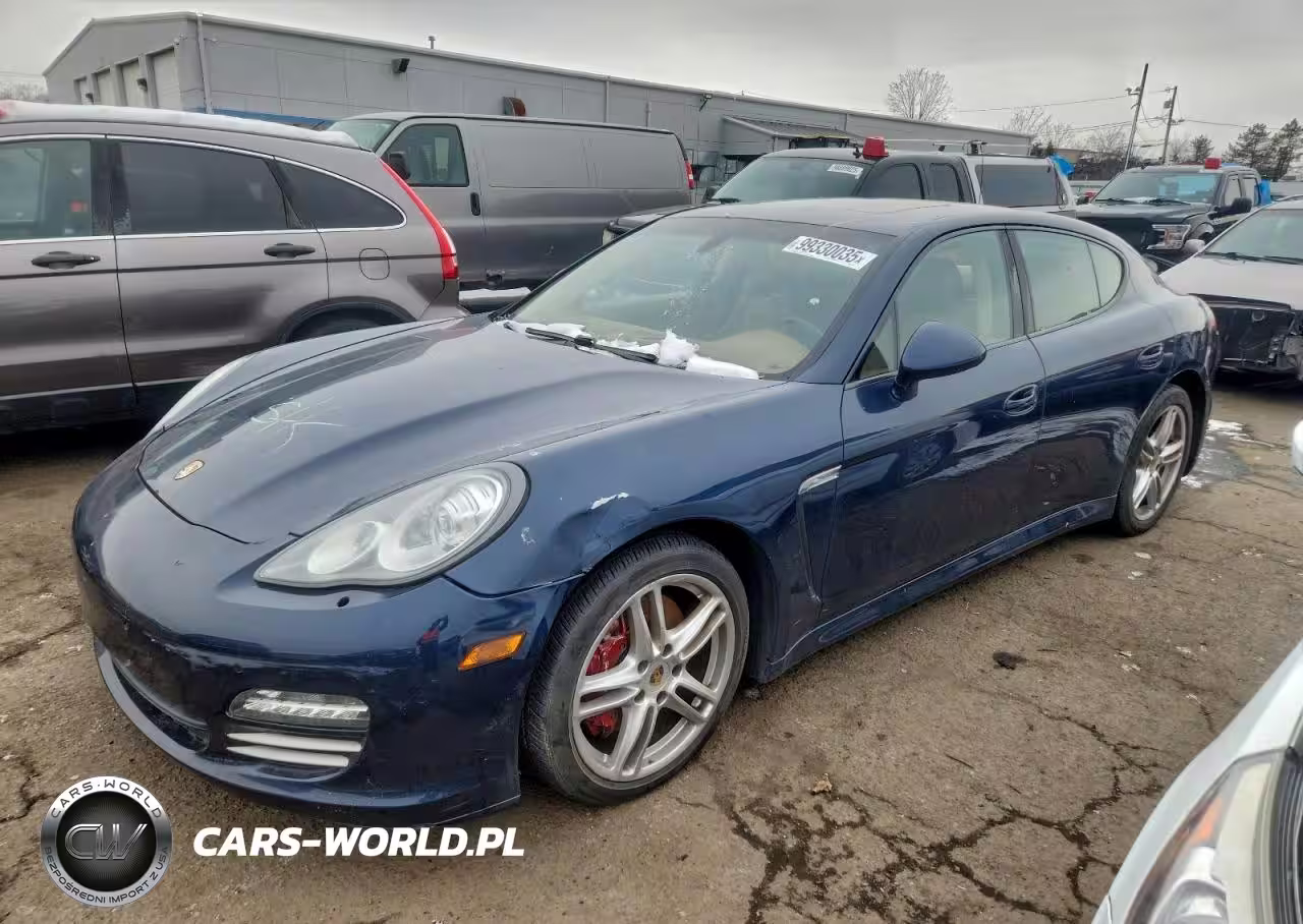 2012 Porsche Panamera 2