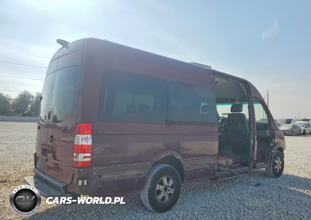 2015 Mercedes-Benz Sprinter 2500 VIN:WDZPE8CDXFP119302 - 3