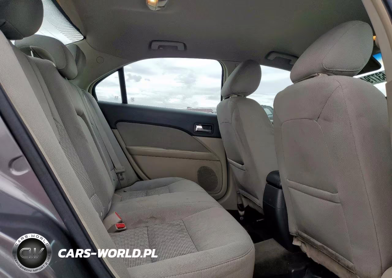 2011 Ford Fusion Se VIN:3FAHP0HG2BR202816 - 10