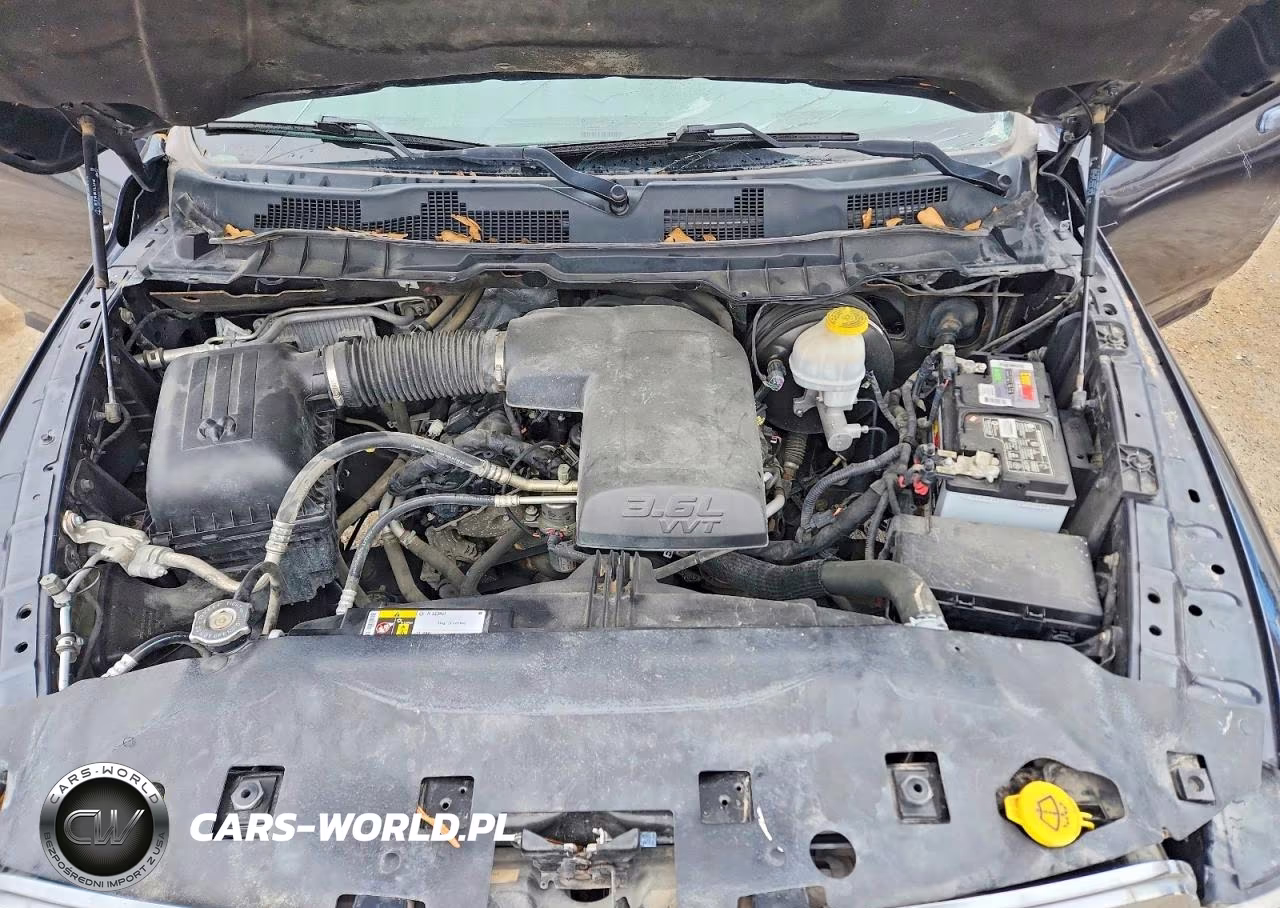 2019 Ram 1500 Classic Tradesman VIN:1C6RR6FG2KS628290 - 11