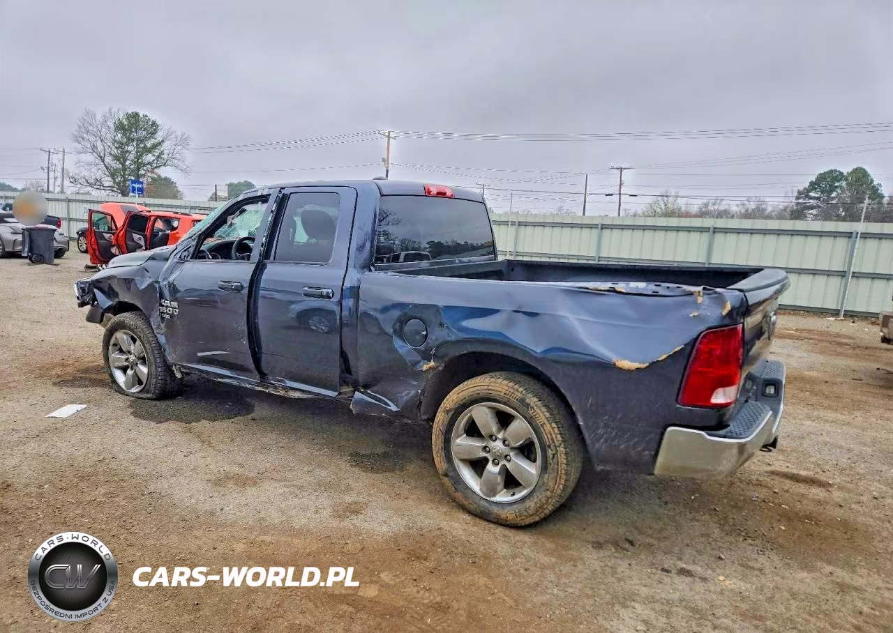 2019 Ram 1500 Classic Tradesman VIN:1C6RR6FG2KS628290 - 2