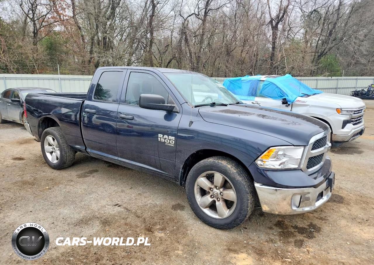 2019 Ram 1500 Classic Tradesman VIN:1C6RR6FG2KS628290 - 4