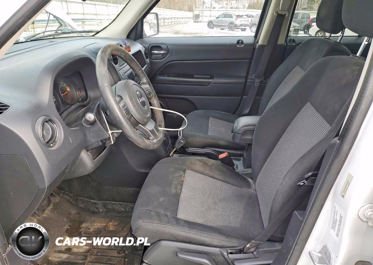 2014 Jeep Patriot Latitude VIN:1C4NJRFB3ED616825 - 7