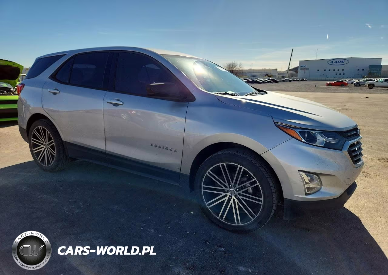 2018 Chevrolet Equinox Ls VIN:2GNAXHEV3J6137419 - 4